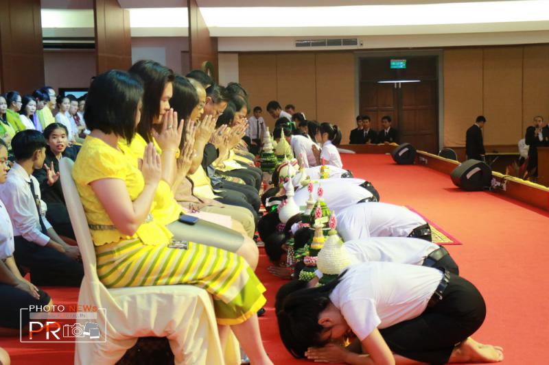 1. พิธีไหว้ครู 2562 น้อมจิตวันทา บูชาคุณครู กตัญญูกตเวที